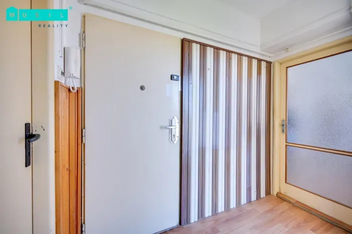 Prodej bytu 2+1, Olomouc - Nové Sady, Za poštou, 57 m2