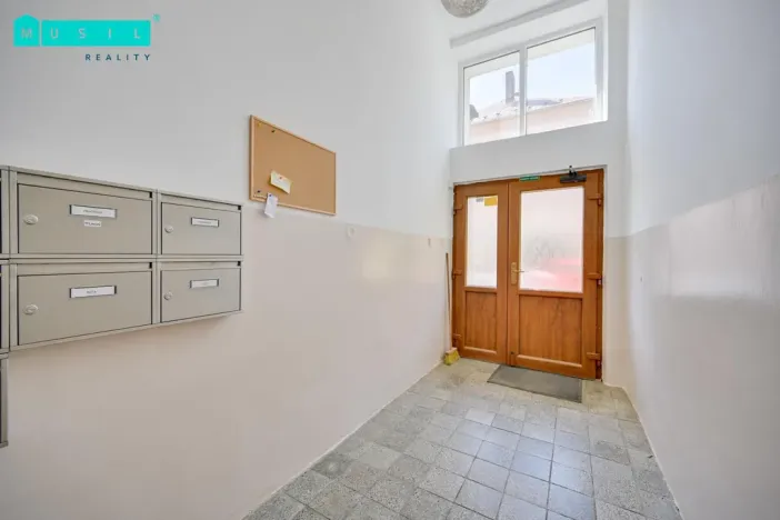 Prodej bytu 2+1, Olomouc - Nové Sady, Za poštou, 57 m2
