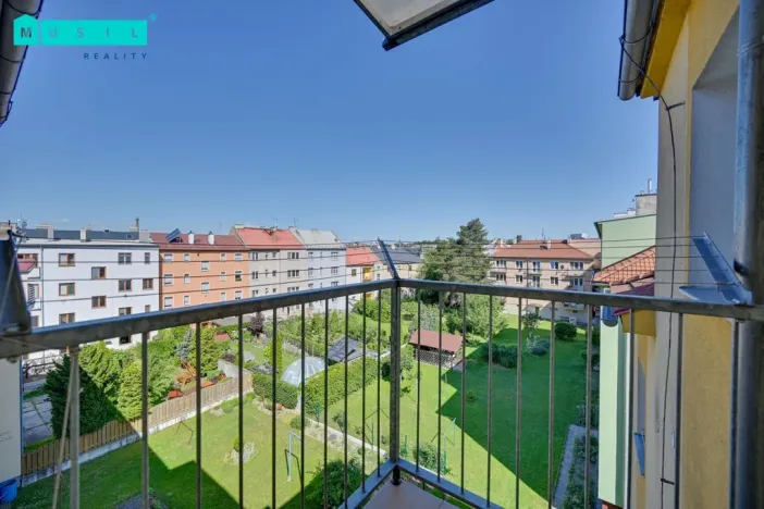 Prodej bytu 2+1, Olomouc - Nové Sady, Za poštou, 57 m2