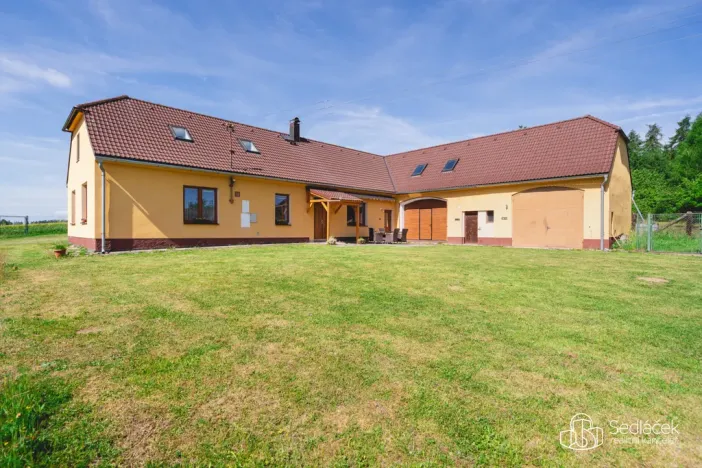 Prodej rodinného domu, Bělčice, 290 m2