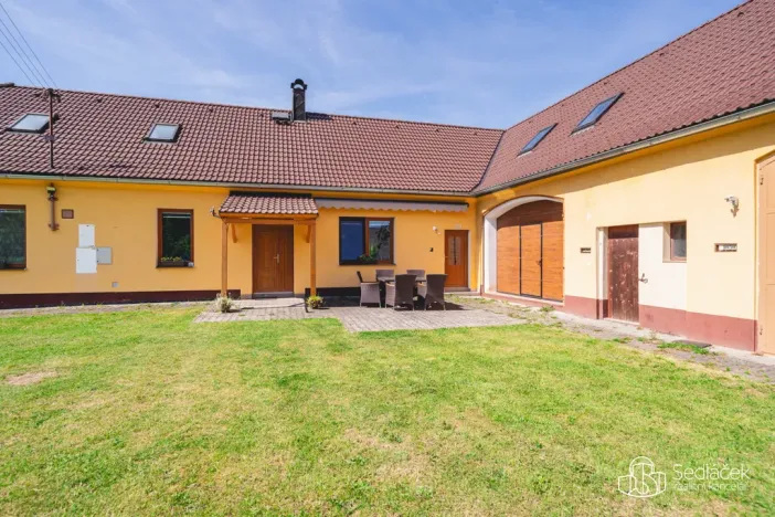 Prodej rodinného domu, Bělčice, 290 m2
