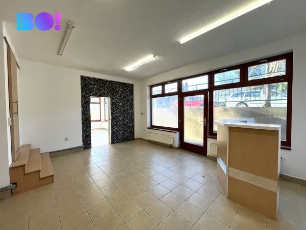 Pronájem obchodního prostoru, Třeboň, Svobody, 78 m2