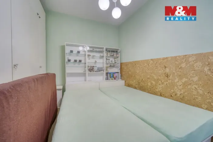 Prodej bytu 2+1, Klatovy - Klatovy III, Plzeňská, 65 m2