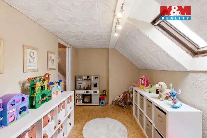 Prodej rodinného domu, Krajková - Dolina, 145 m2