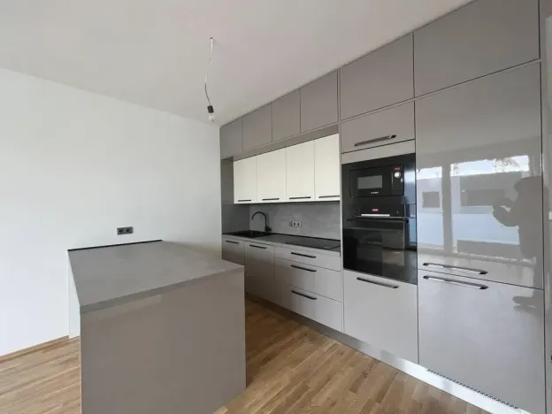 Pronájem bytu 2+kk, Praha - Prosek, Litvínovská, 60 m2