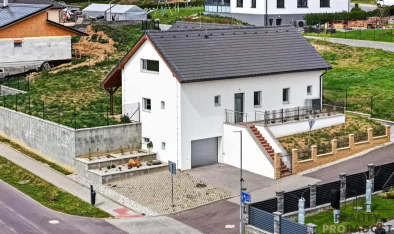 Prodej bytu 5+kk, Dobšice, 224 m2