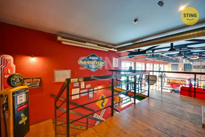 Pronájem komerční nemovitosti, Pardubice, Hronovická, 240 m2