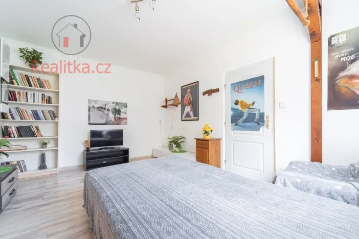 Prodej bytu 2+1, Hradec Králové - Pražské Předměstí, Hrubínova, 62 m2
