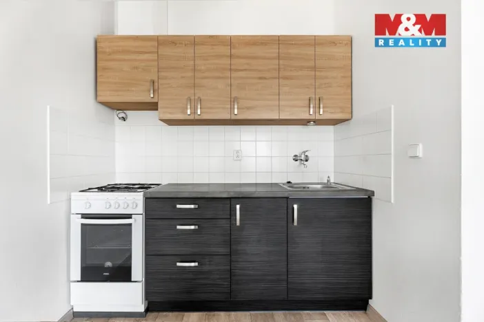 Prodej bytu 2+kk, Libochovice, Revoluční, 52 m2