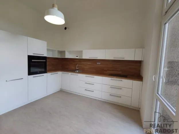 Pronájem bytu 3+1, Český Těšín, Čapkova, 120 m2