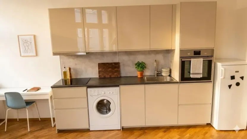 Pronájem bytu 1+kk, Praha - Libeň, 26 m2