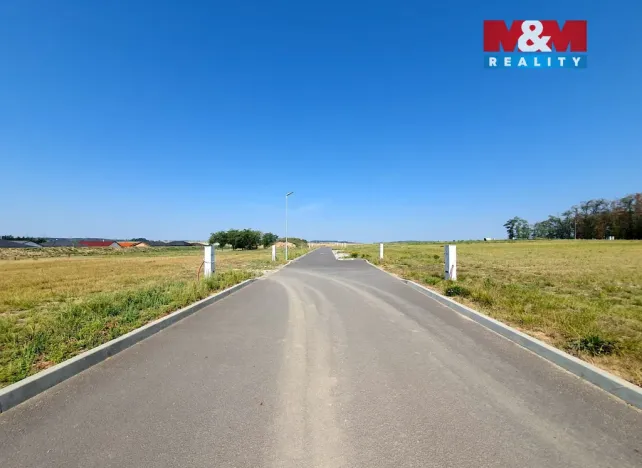 Prodej komerčního pozemku, Valeč, 875 m2