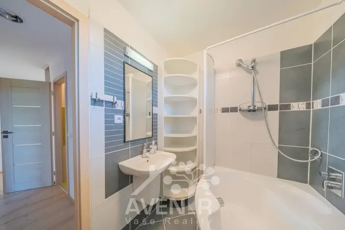 Prodej bytu 3+1, Domanín, 81 m2