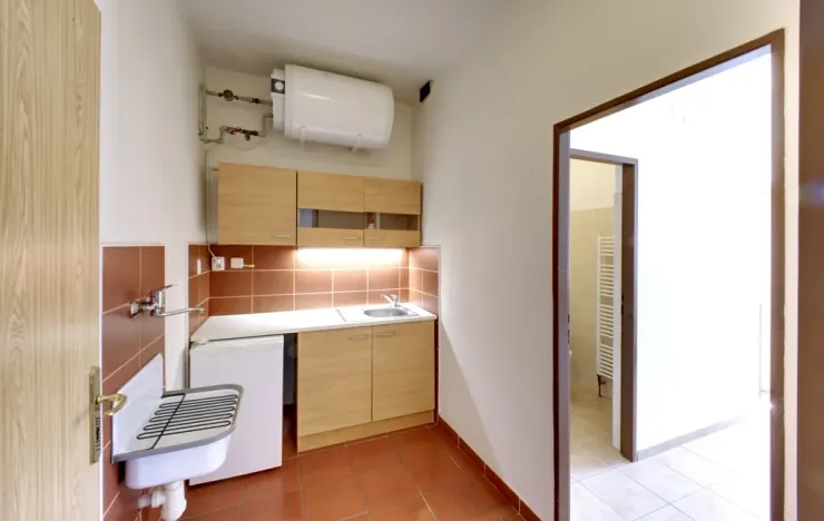 Pronájem obchodního prostoru, Plzeň - Jižní Předměstí, Kollárova, 21 m2
