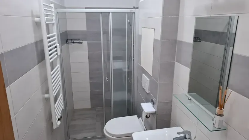 Pronájem bytu 1+kk, Jihlava, Hálkova, 18 m2