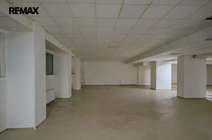 Pronájem obchodního prostoru, Kopřivnice, Záhumenní, 400 m2