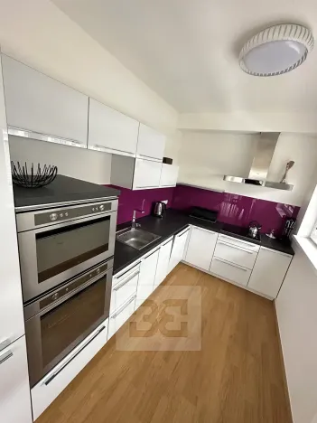 Pronájem bytu 2+kk, Praha - Hlubočepy, Högerova, 59 m2