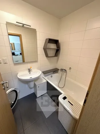 Pronájem bytu 2+kk, Praha - Hlubočepy, Högerova, 59 m2