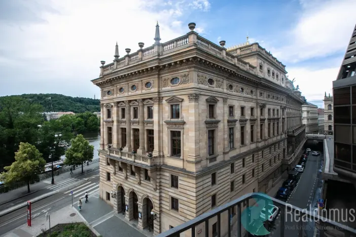 Pronájem bytu 4+1, Praha - Nové Město, Masarykovo nábřeží, 110 m2