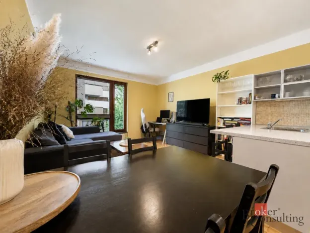 Pronájem bytu 2+kk, Praha - Karlín, Rohanské nábřeží, 57 m2