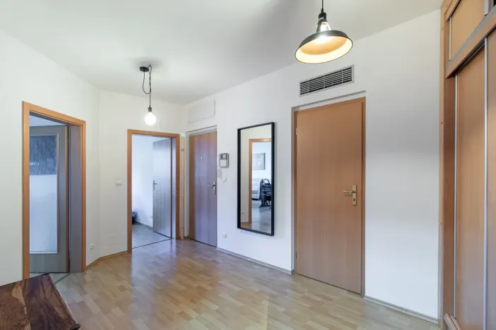 Pronájem bytu 2+kk, Praha - Břevnov, Patočkova, 65 m2