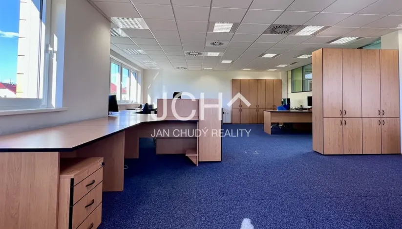 Pronájem kanceláře, Uničov, Litovelská, 826 m2