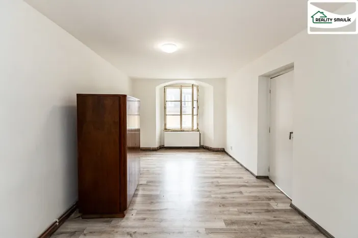 Pronájem bytu 2+1, Cheb, Židovská, 66 m2