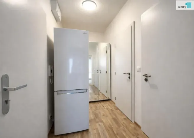 Pronájem bytu 1+kk, Nehvizdy, Vestecká, 38 m2