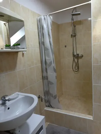 Pronájem bytu 2+kk, Praha - Čakovice, Cukrovarská, 54 m2