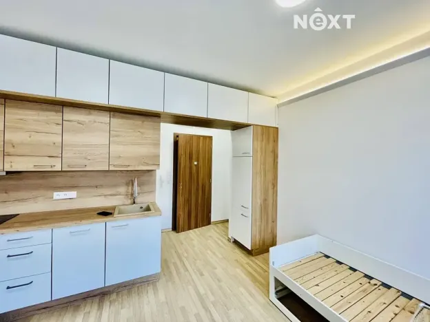 Pronájem bytu 1+kk, Hluboká nad Vltavou, Masarykova, 26 m2