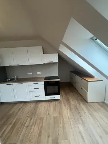 Pronájem bytu 4+kk, Praha - Kobylisy, Klíčanská, 93 m2