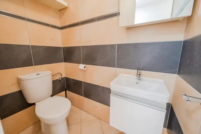 Prodej bytu 3+kk, Praha - Vysočany, Skloněná, 74 m2