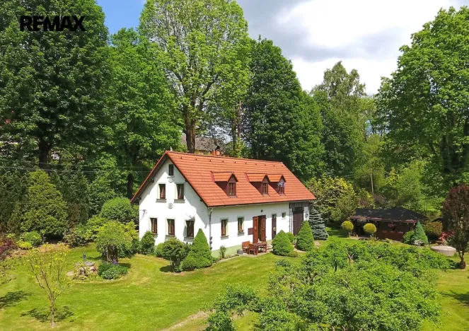 Prodej rodinného domu, Horní Řasnice, 190 m2