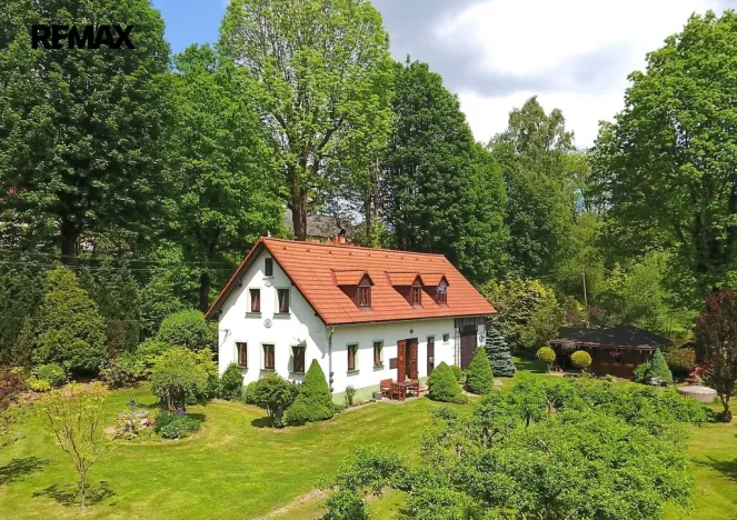 Prodej rodinného domu, Horní Řasnice, 190 m2