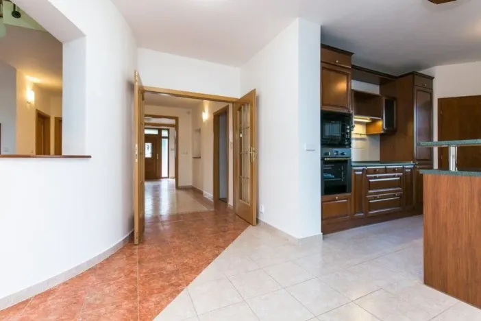 Pronájem vily, Praha - Nebušice, K Noskovně, 384 m2