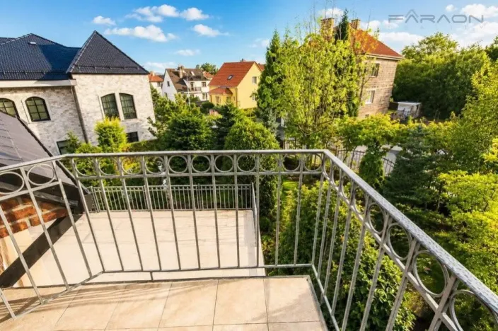 Pronájem vily, Praha - Nebušice, Druhého odboje, 384 m2