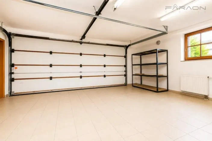Pronájem vily, Praha - Nebušice, Druhého odboje, 384 m2