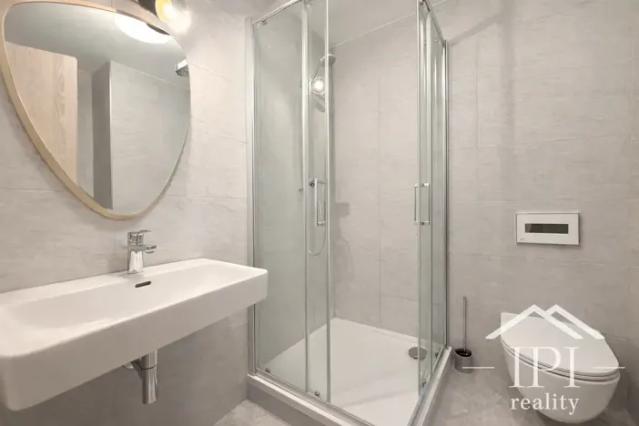 Pronájem bytu 4+kk, Praha - Karlín, U Mlýnského kanálu, 120 m2
