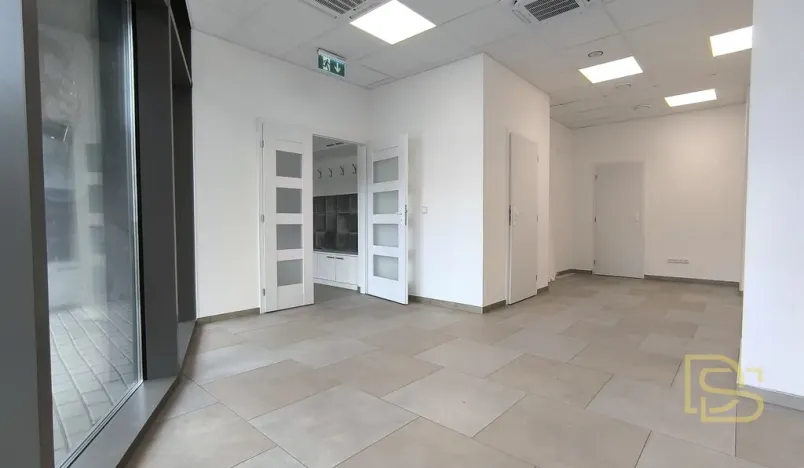 Pronájem obchodního prostoru, Brno - Židenice, Gajdošova, 84 m2