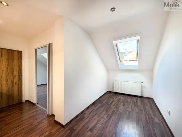 Pronájem bytu 3+1, Háj u Duchcova, Kubátova, 95 m2