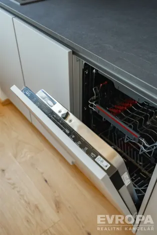 Prodej bytu 4+kk, Pardubice, 86 m2