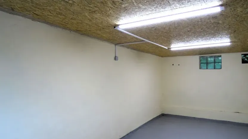 Pronájem garáže, Praha - Dejvice, Na pískách, 17 m2