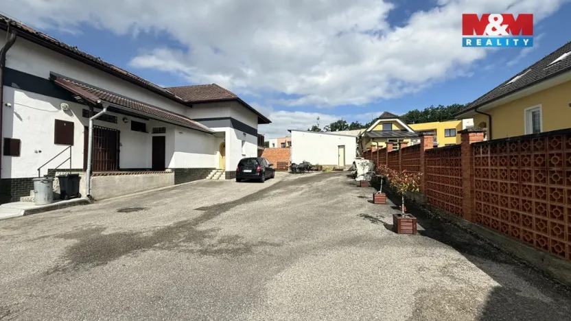Pronájem výrobních prostor, Zliv, Třešňová, 100 m2