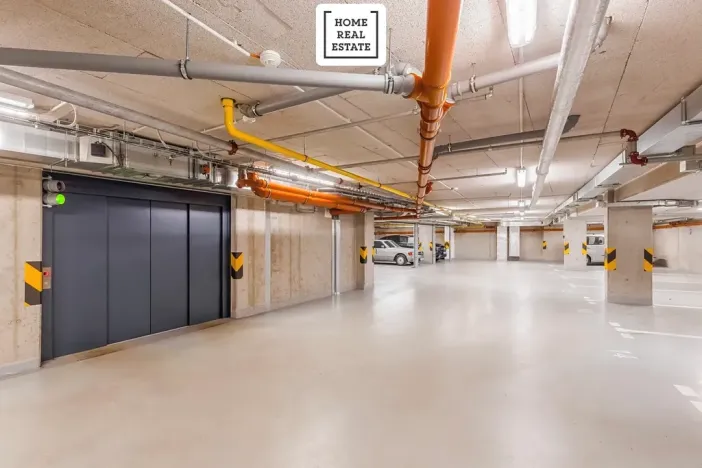 Prodej garážového stání, Praha - Smíchov, Pod Barvířkou, 16 m2