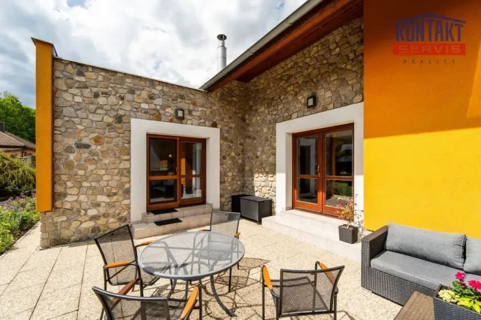 Prodej rodinného domu, Dubné, 261 m2