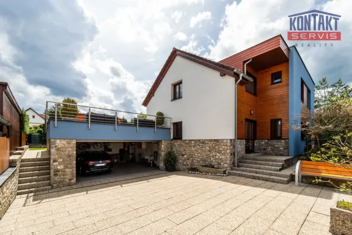 Prodej rodinného domu, Dubné, 261 m2