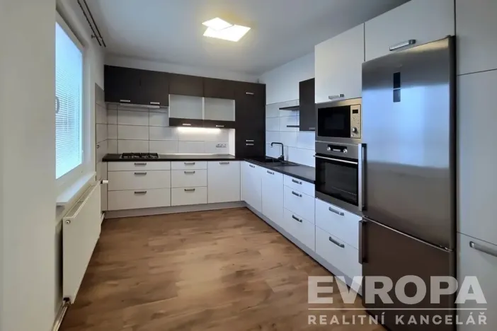 Pronájem bytu 3+1, Nehvizdy, Gabčíkova, 68 m2