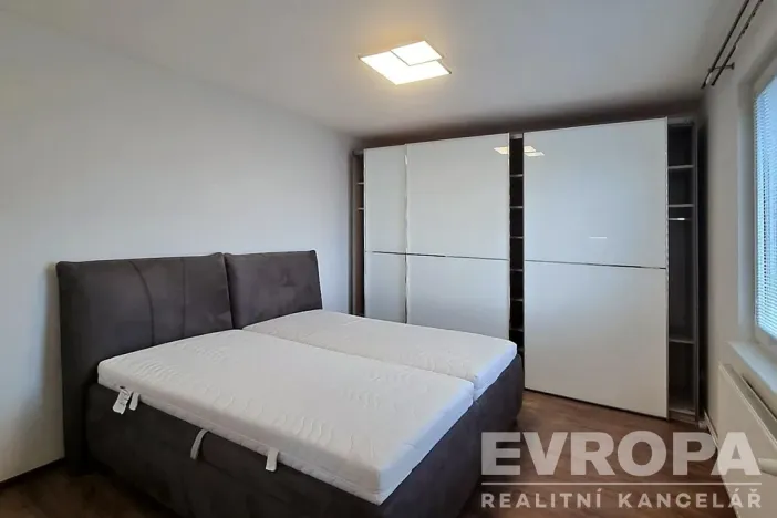 Pronájem bytu 3+1, Nehvizdy, Gabčíkova, 68 m2