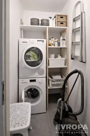 Pronájem bytu 3+1, Nehvizdy, Gabčíkova, 68 m2
