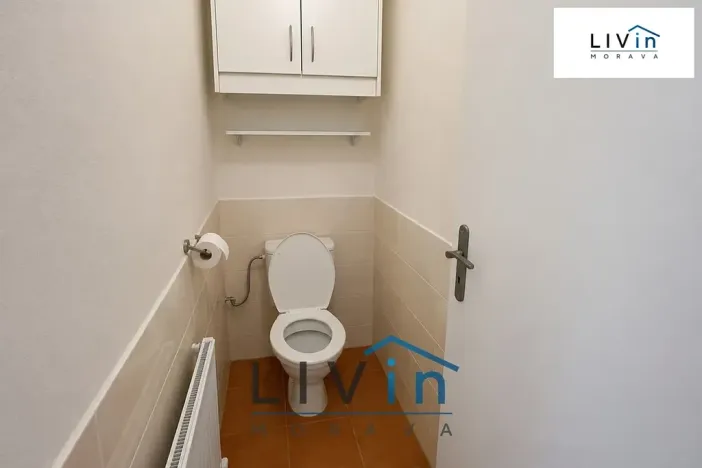 Pronájem obchodního prostoru, Olomouc, Smrčkova, 32 m2